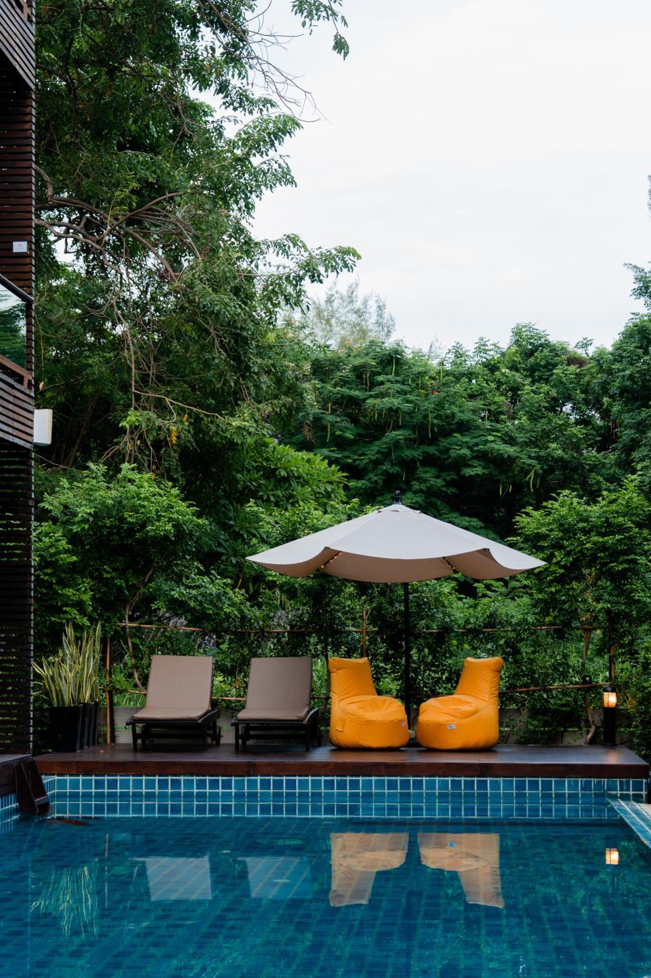 The Bihai Hua Hin Exterior photo