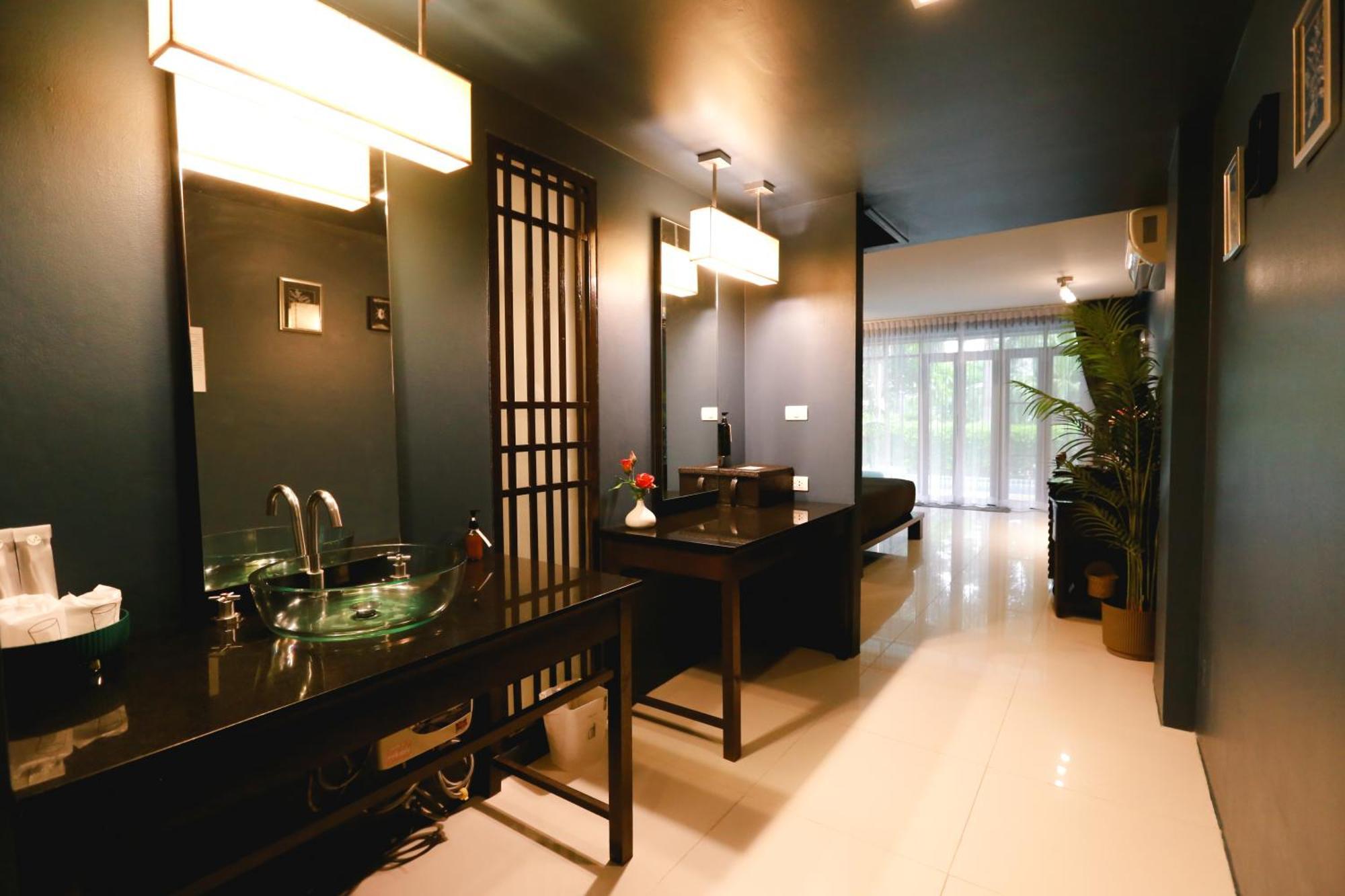The Bihai Hua Hin Exterior photo